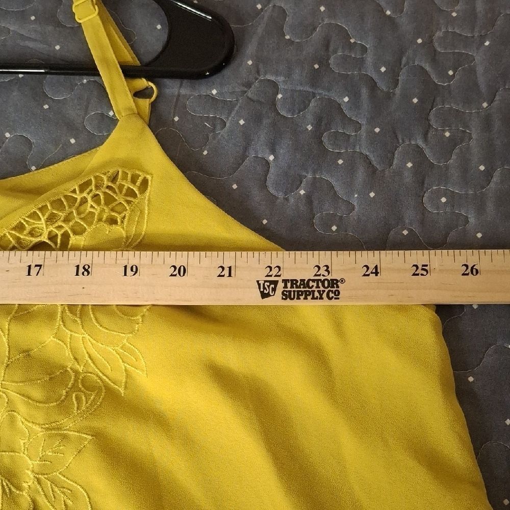 Torrid Lace Trim Women's Top size 3 - Picture 5 of 6